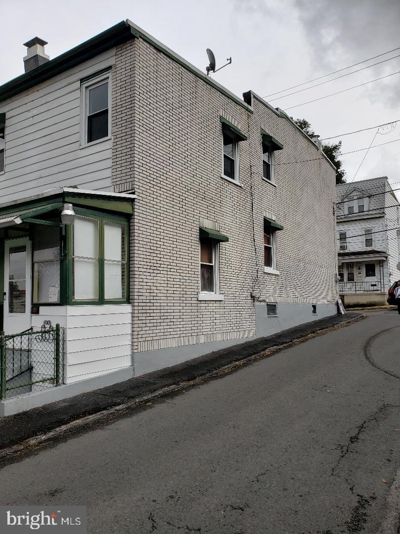 POTTSVILLE - Residential