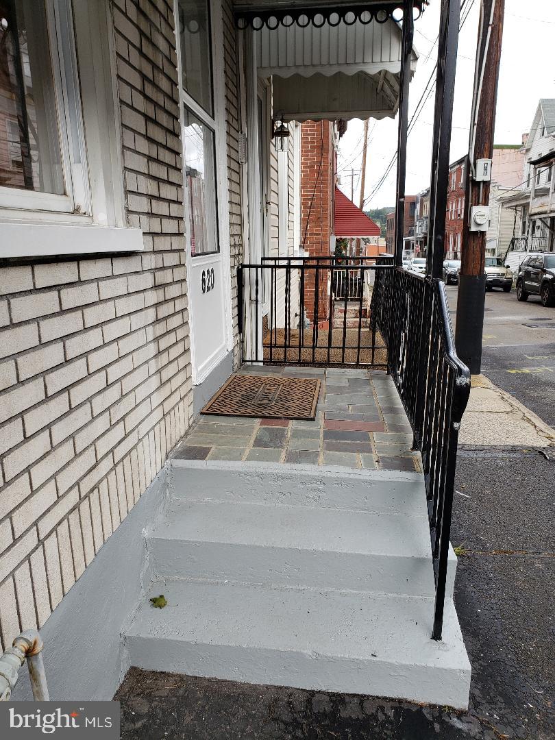 POTTSVILLE - Residential