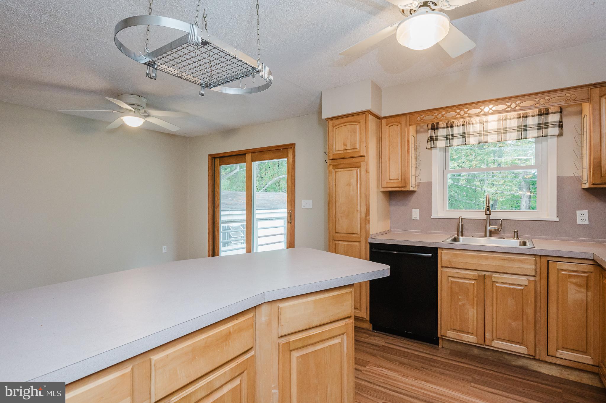 EDGEWOOD MEADOWS - Residential