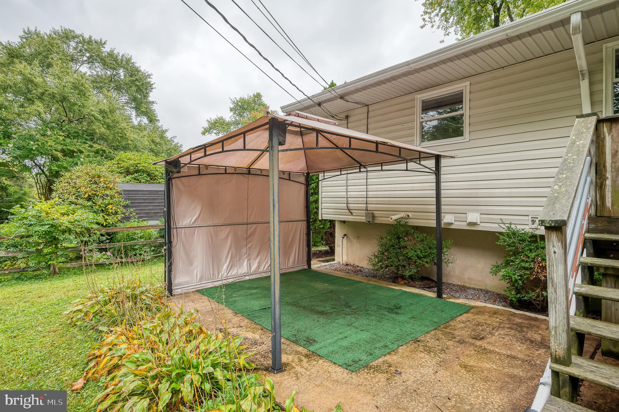 EDGEWOOD MEADOWS - Residential