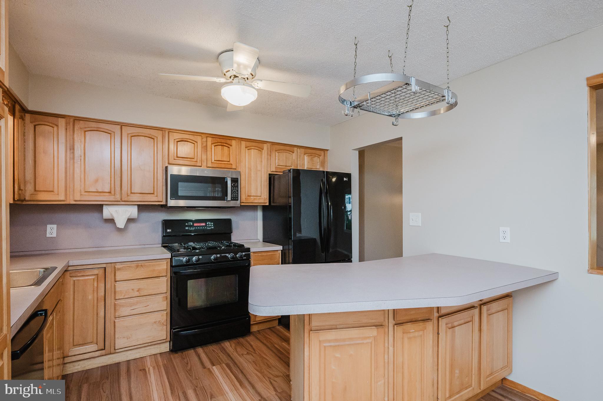 EDGEWOOD MEADOWS - Residential