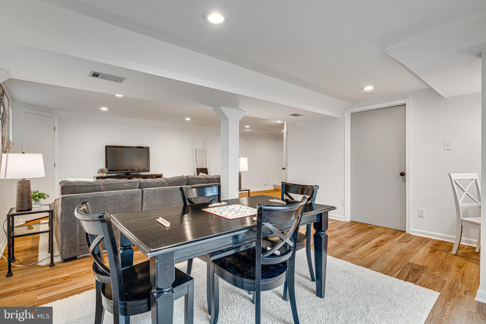 KINGS PARK WEST - Residential