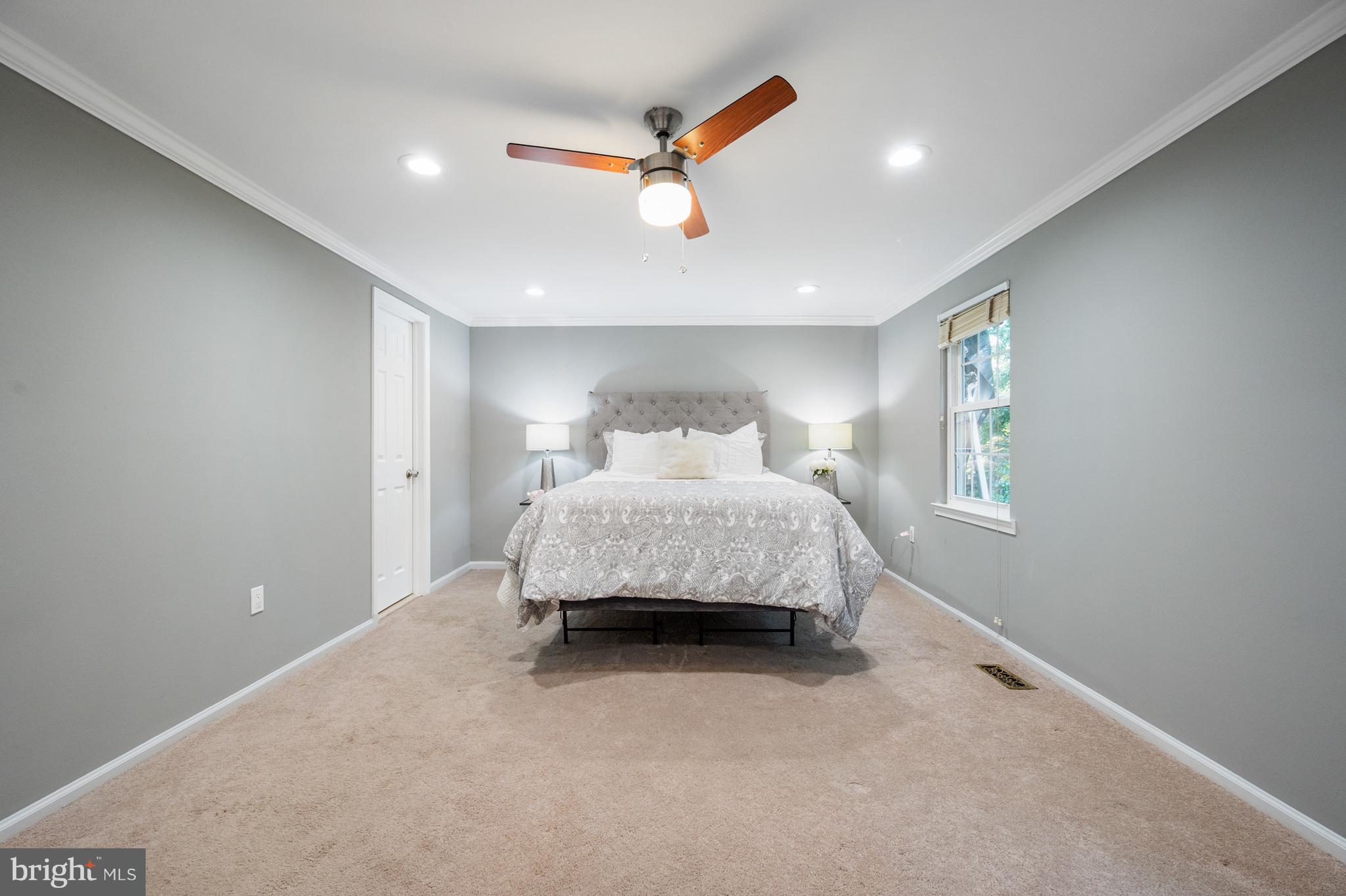 BURKE CENTRE - Residential