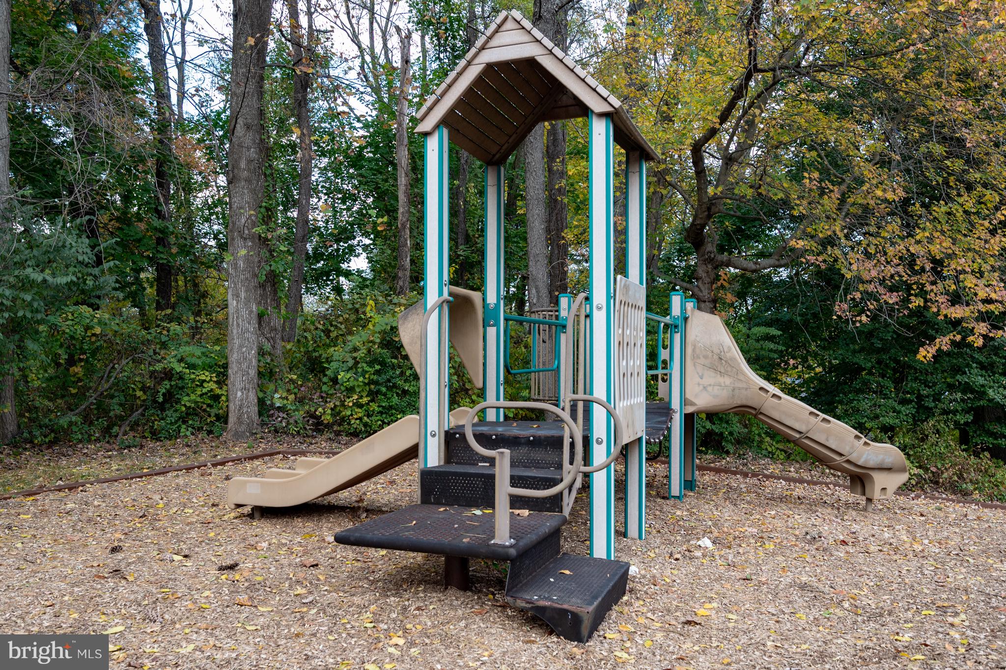 BURKE CENTRE - Residential