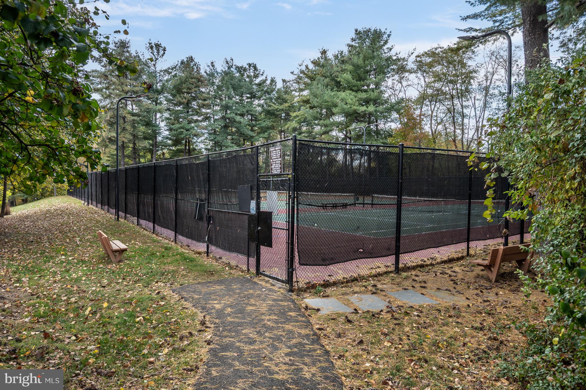 BURKE CENTRE - Residential