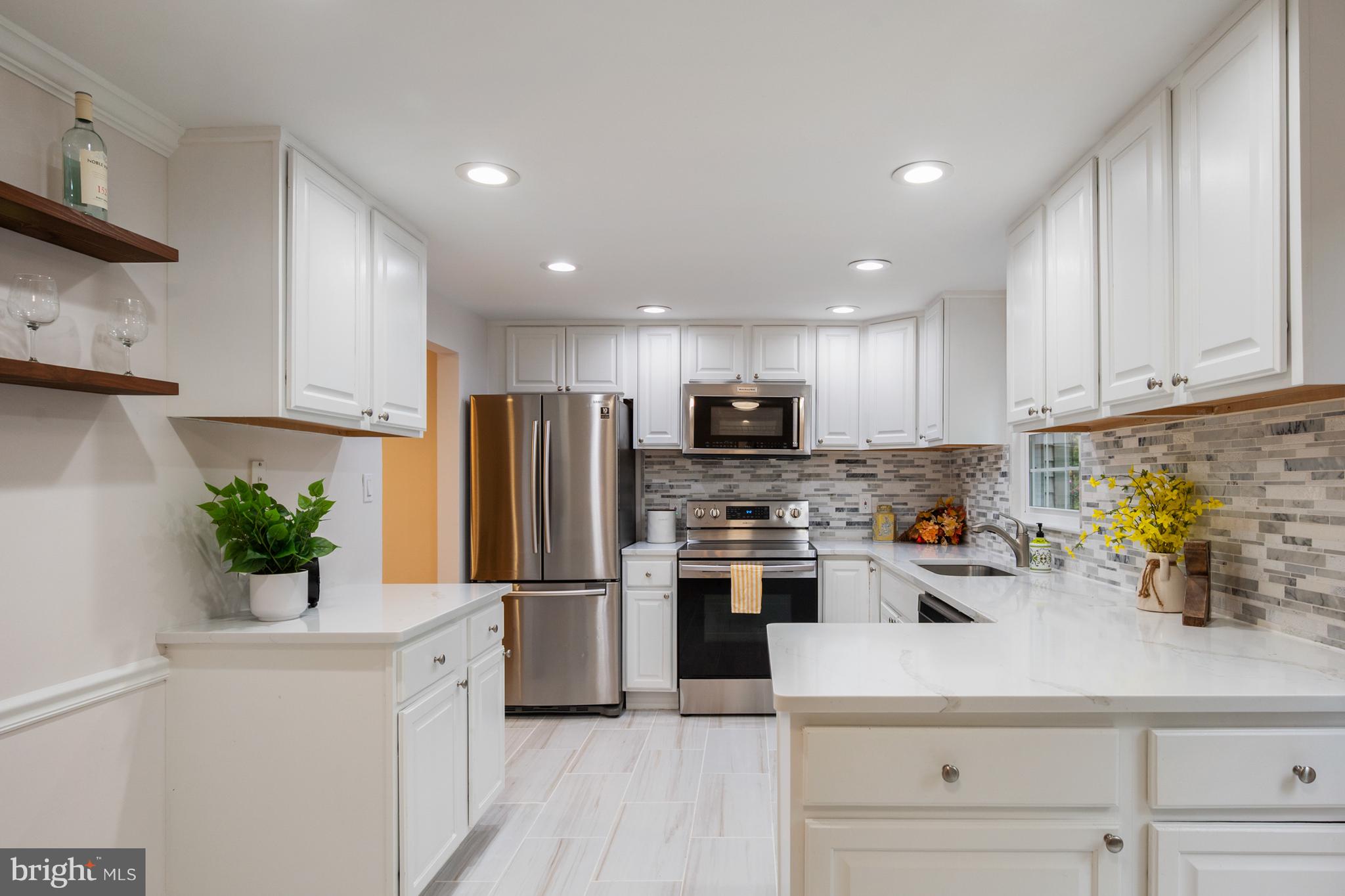 BURKE CENTRE - Residential