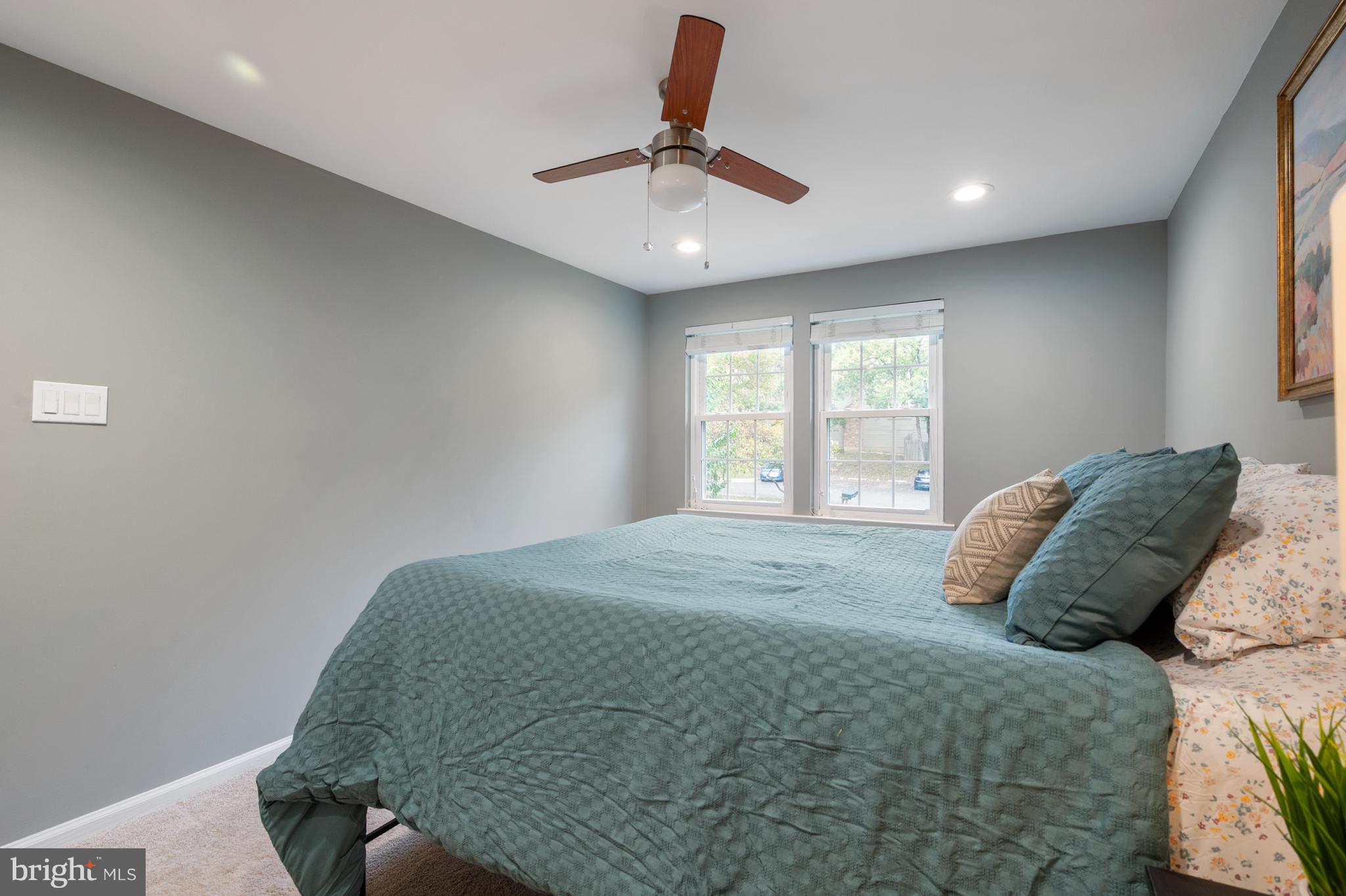 BURKE CENTRE - Residential