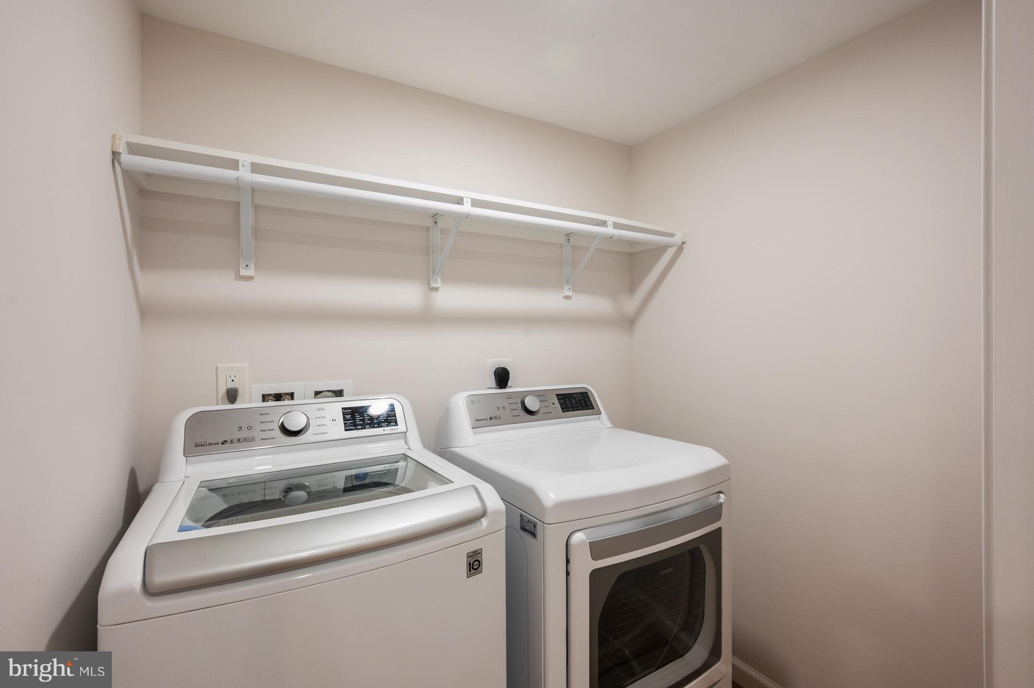 BURKE CENTRE - Residential