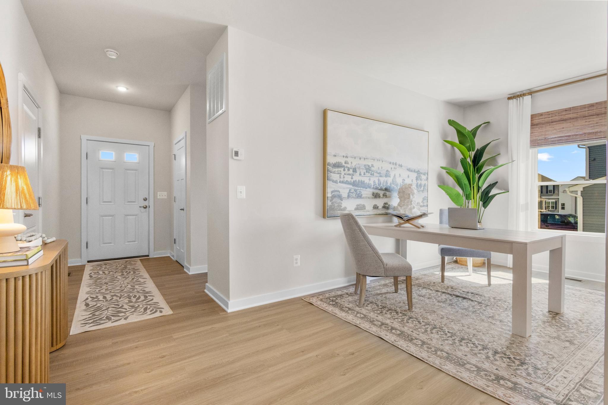 ABRAMS POINTE - Residential