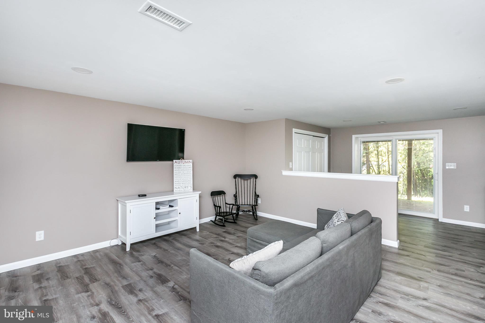 OAKHURST - Residential