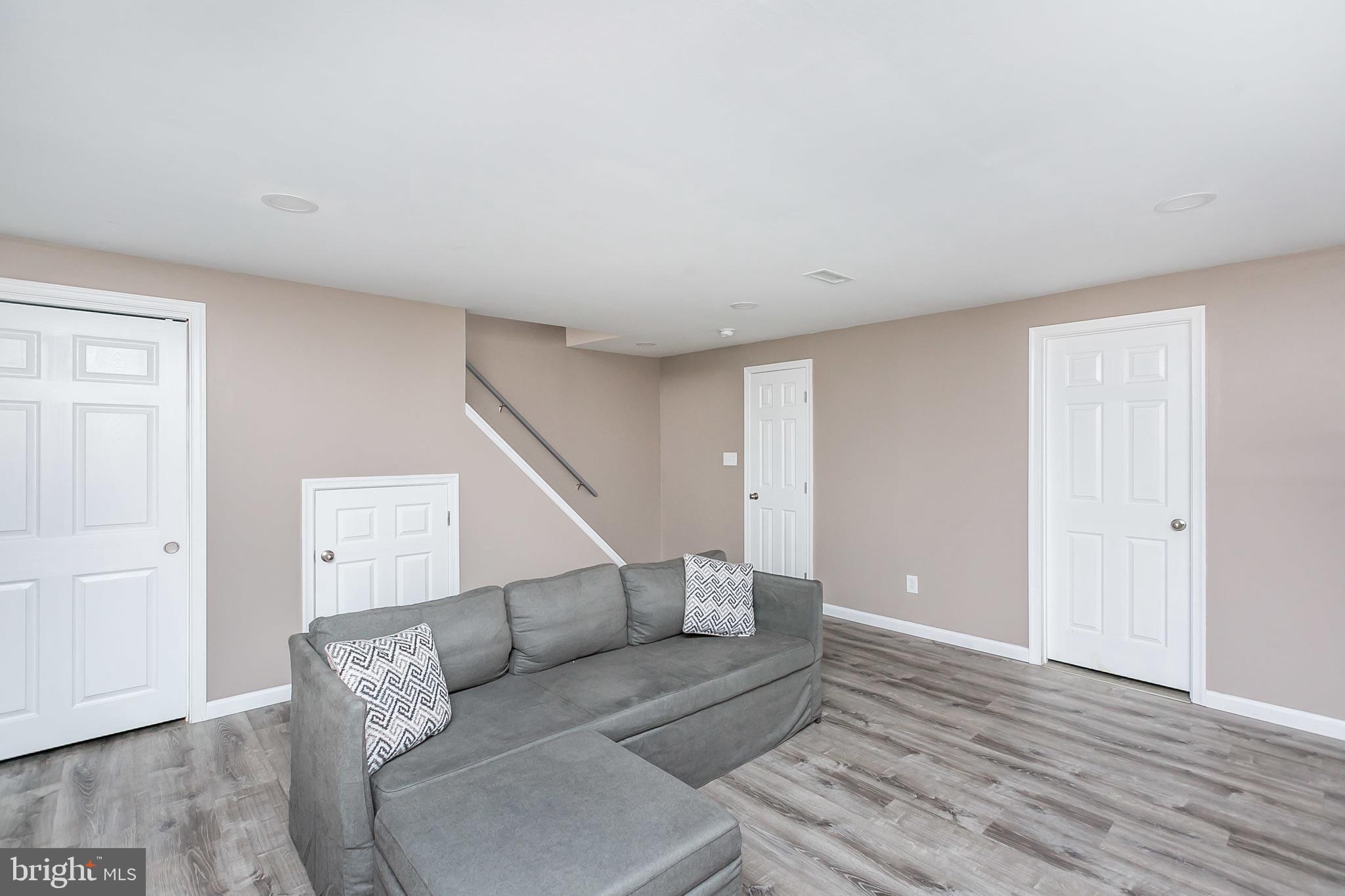 OAKHURST - Residential