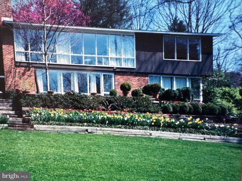 7400 REBECCA DRIVE ALEXANDRIA VA 22307