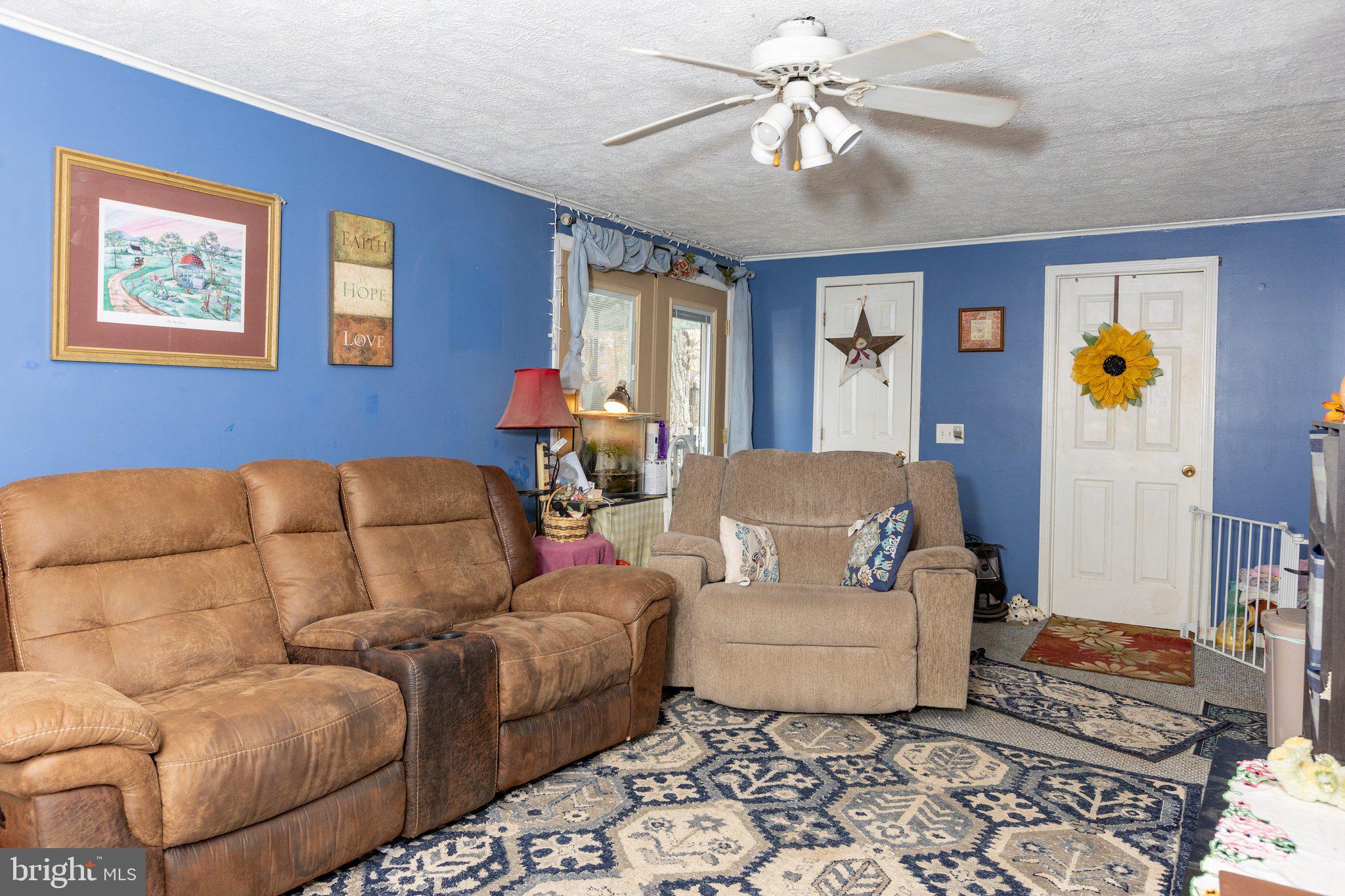 4927 INDIAN RIDGE LANE