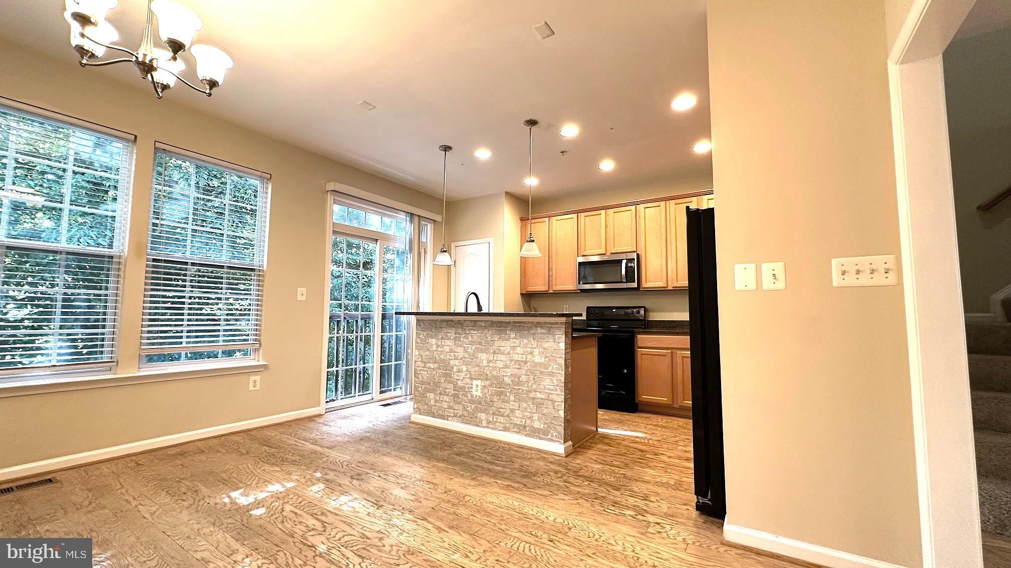 SUMMERFIELD - Residential