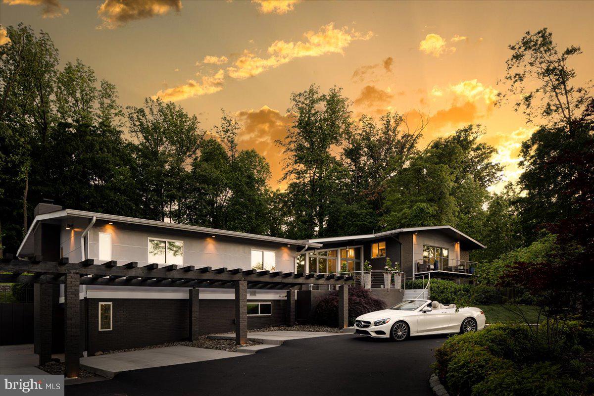 MOORE HILL ESTATES - Residential