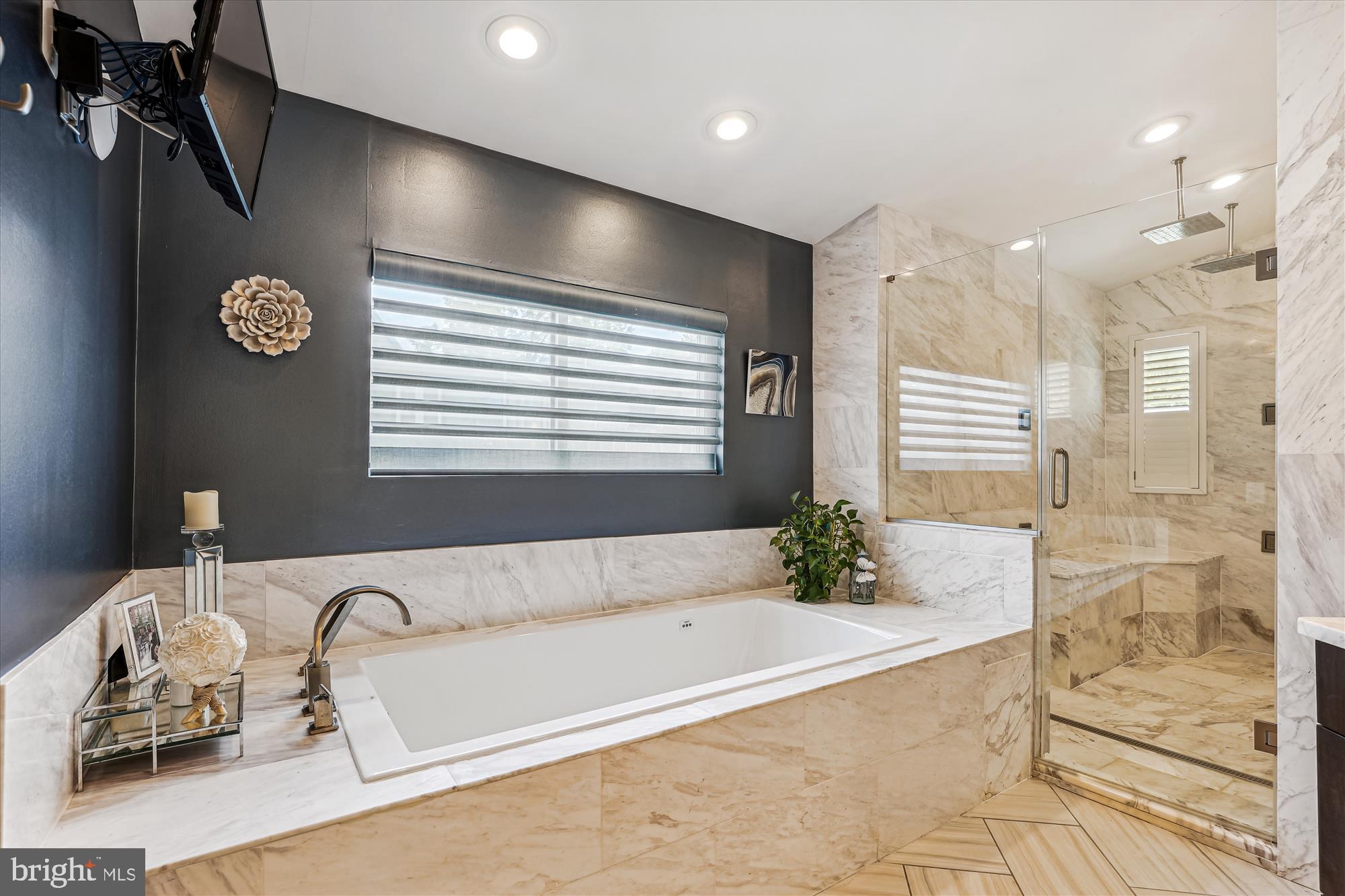 MOORE HILL ESTATES - Residential