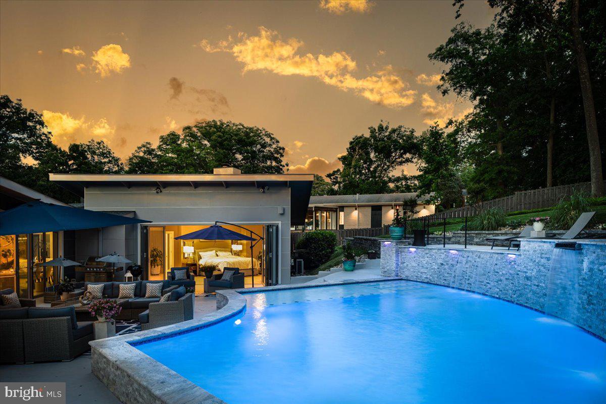 MOORE HILL ESTATES - Residential