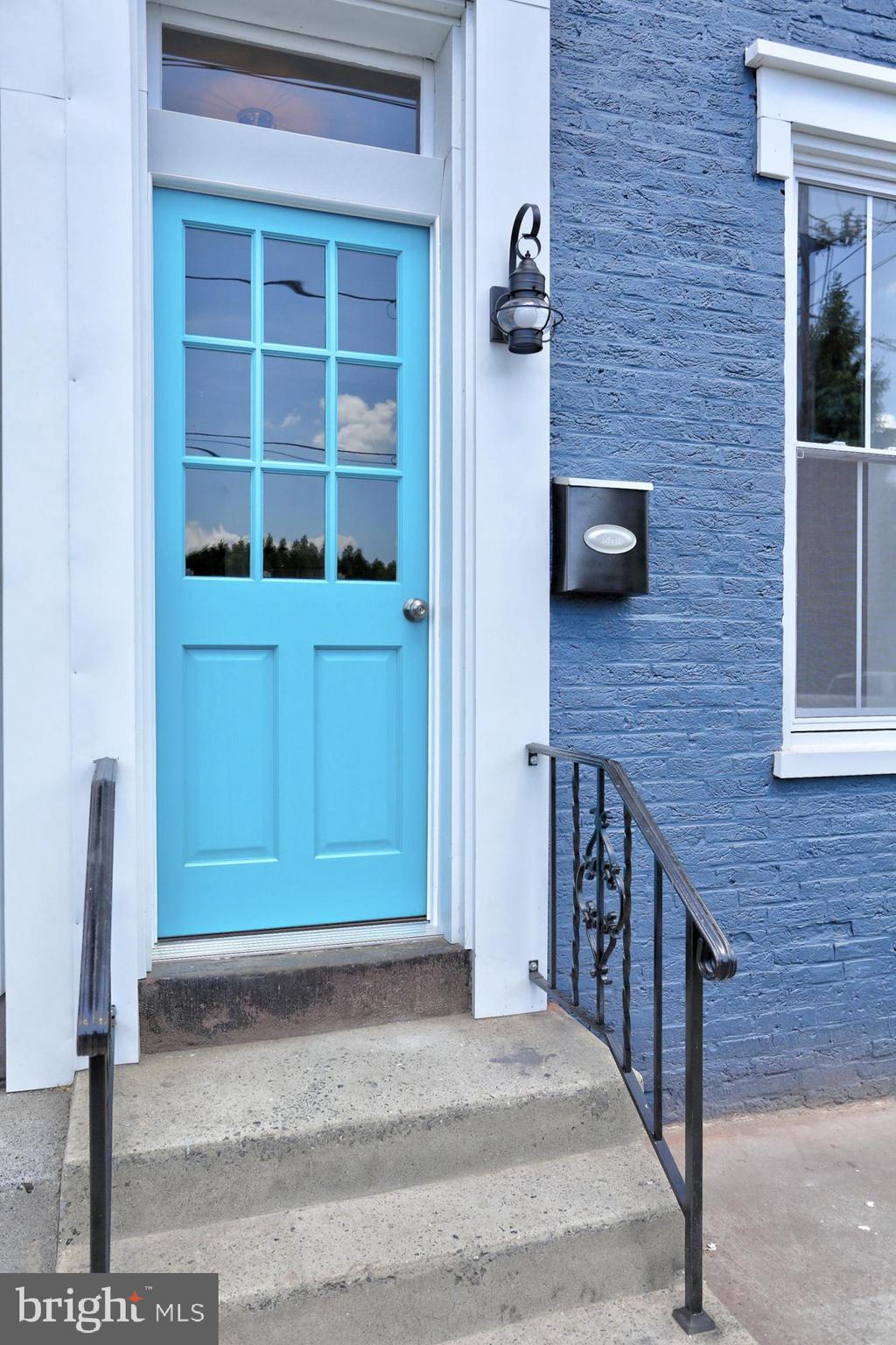 COLUMBIA - Residential