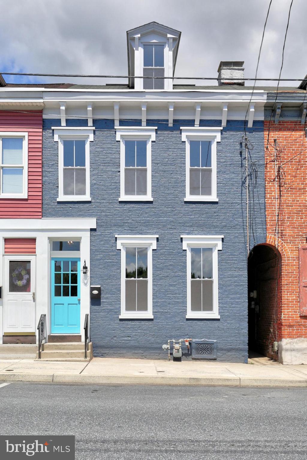 COLUMBIA - Residential