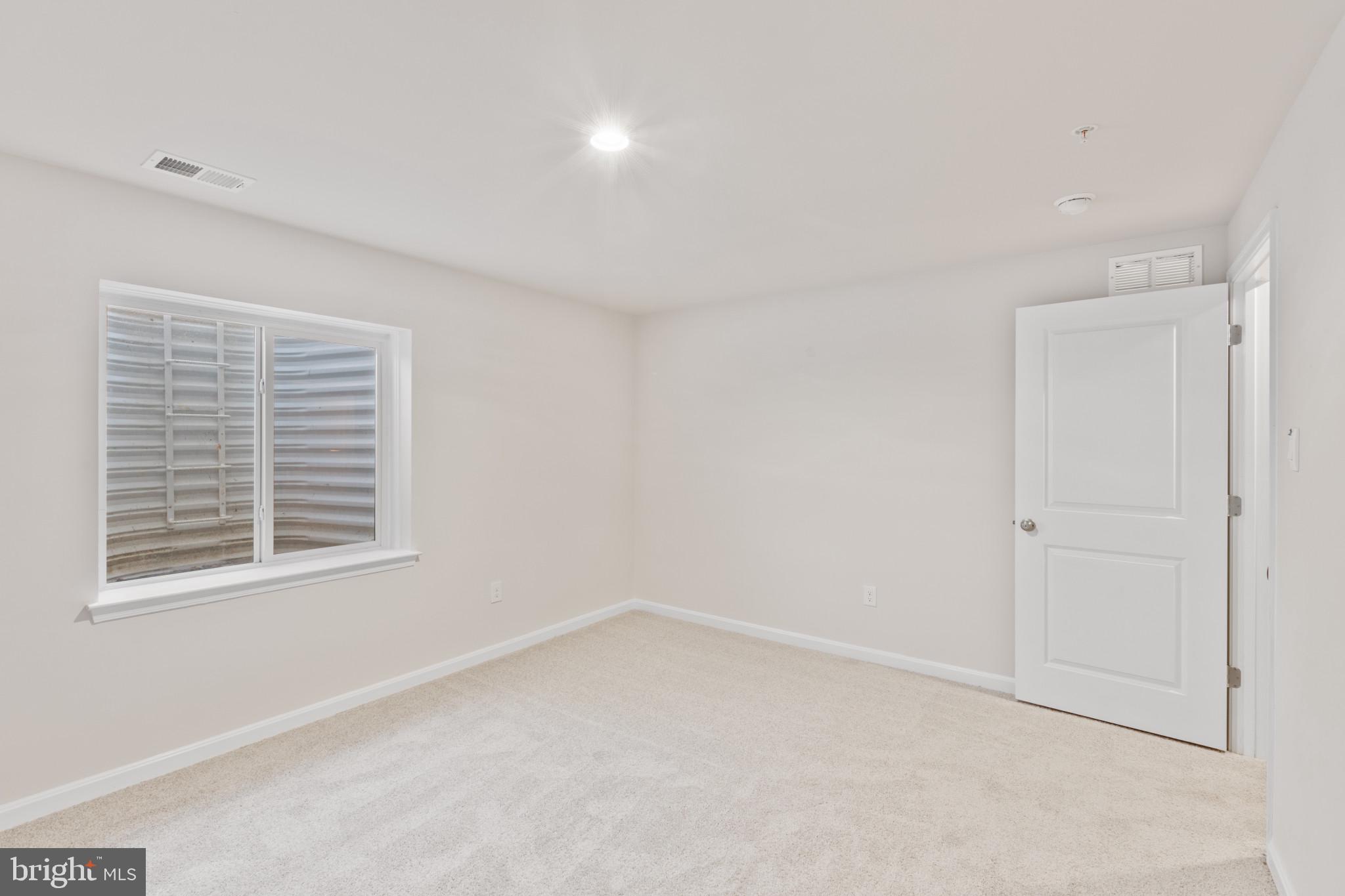 WATERMARK AT WESTPHALIA TOWN CENTER - Residential