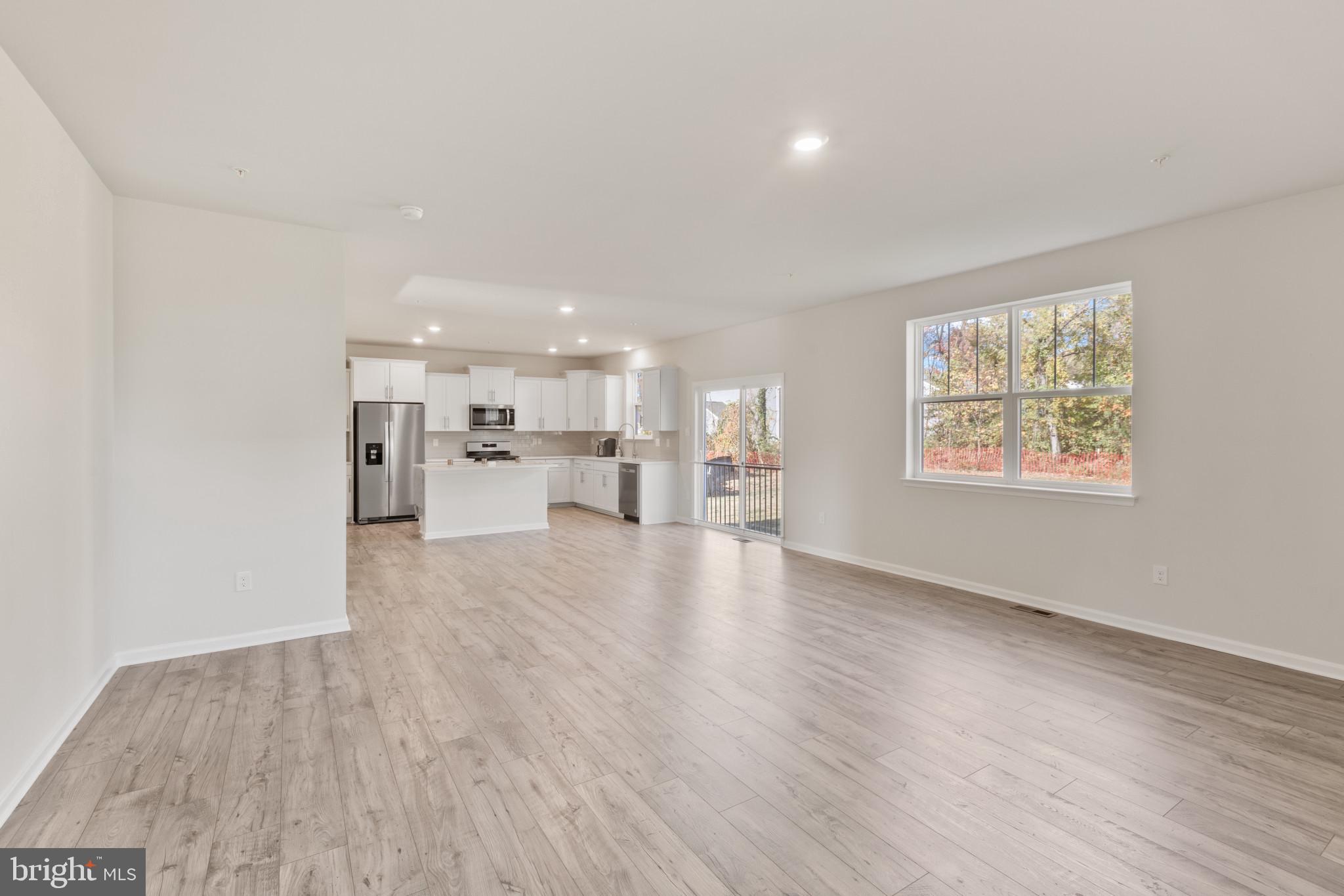 WATERMARK AT WESTPHALIA TOWN CENTER - Residential