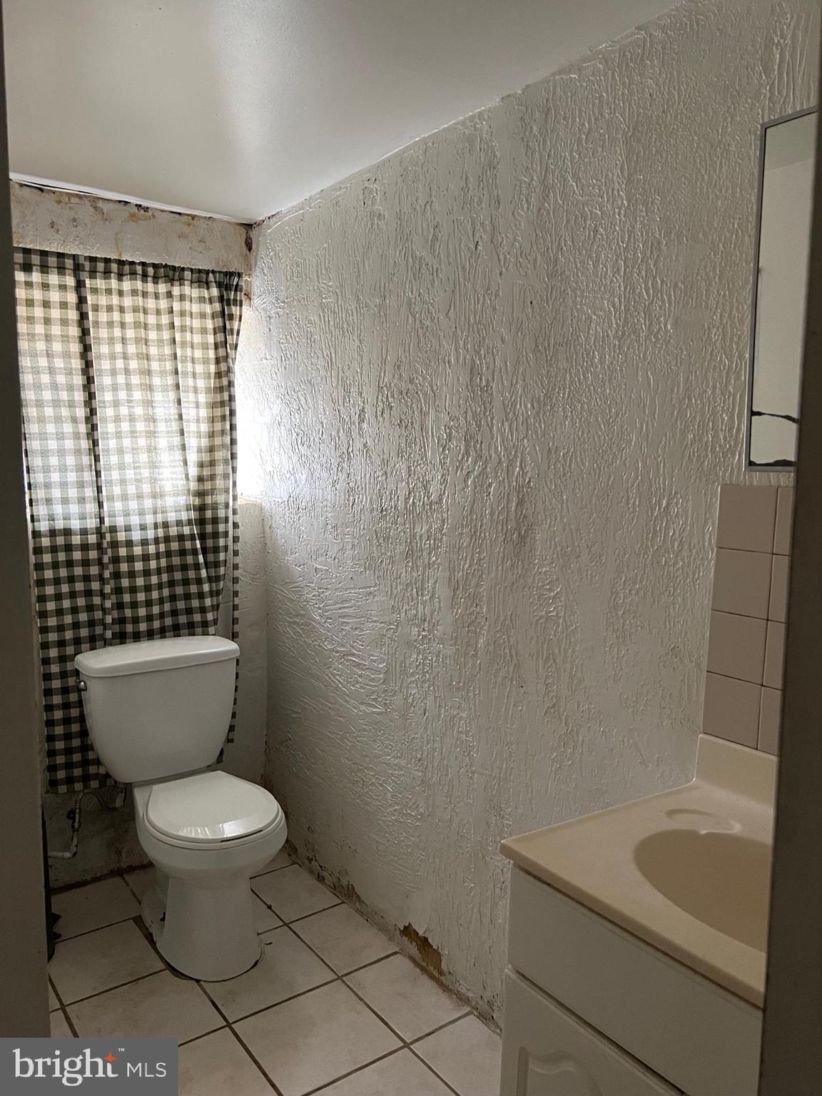 PHILADELPHIA (NORTHEAST) - Residential