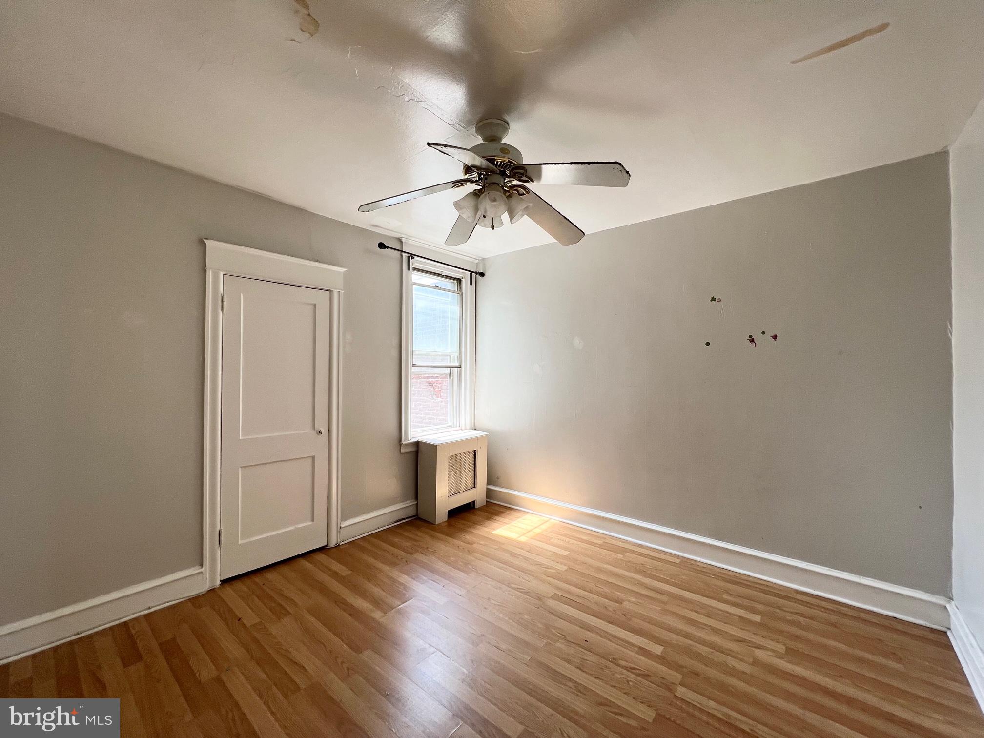 PHILADELPHIA (NORTHEAST) - Residential