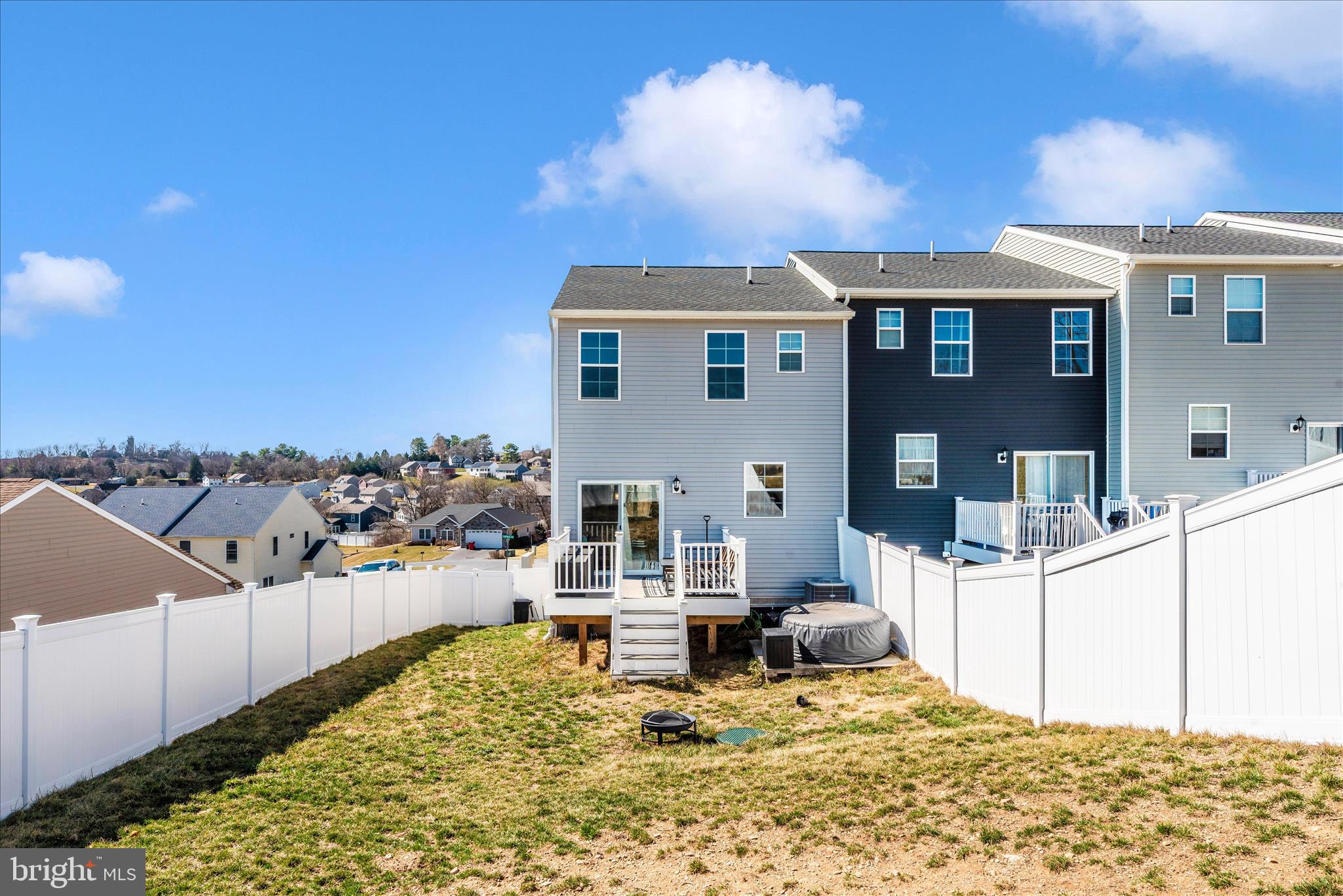 FARMSPRING ESTATES - Residential