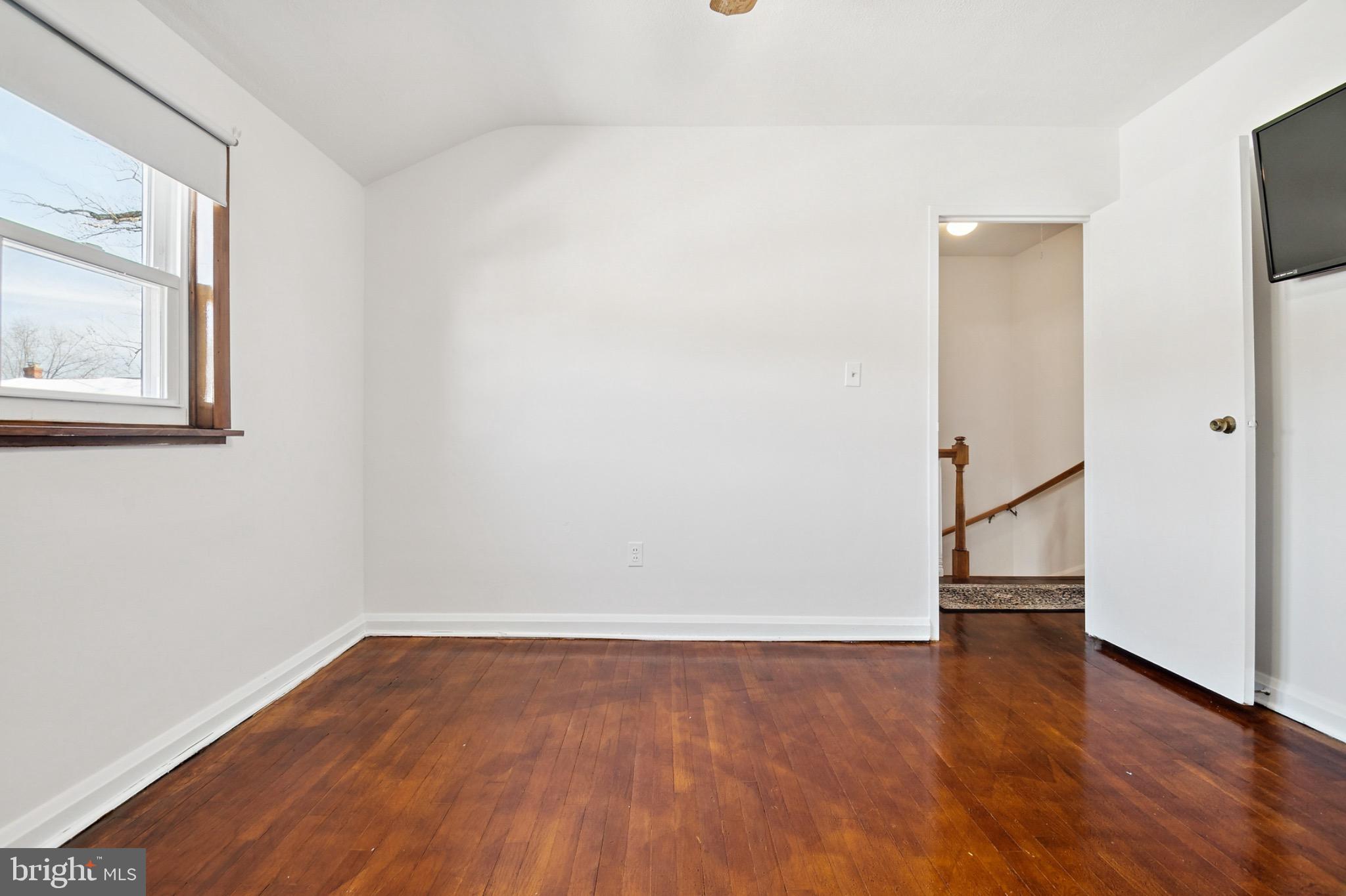 CHARLESMONT - Residential