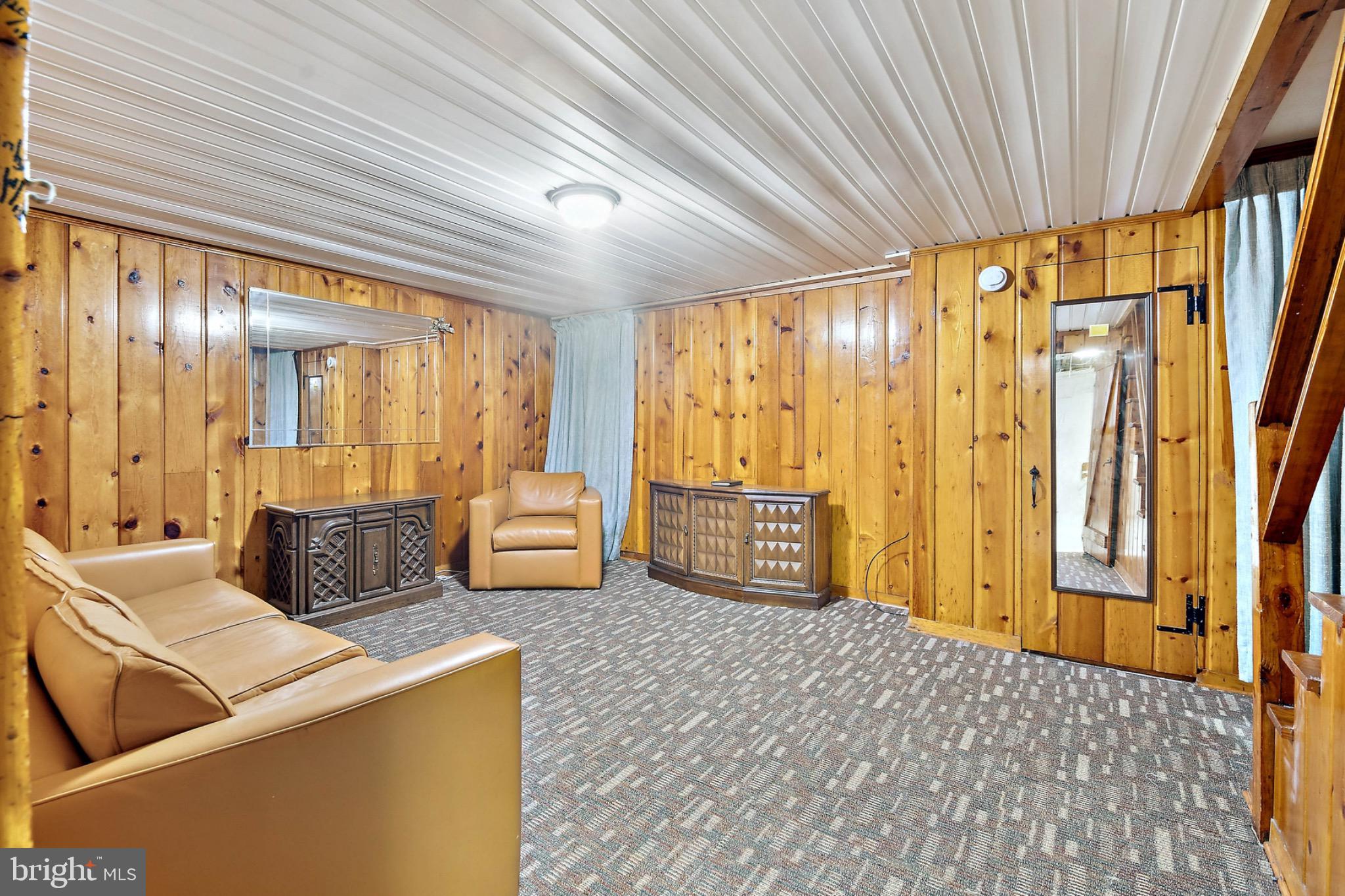 CHARLESMONT - Residential