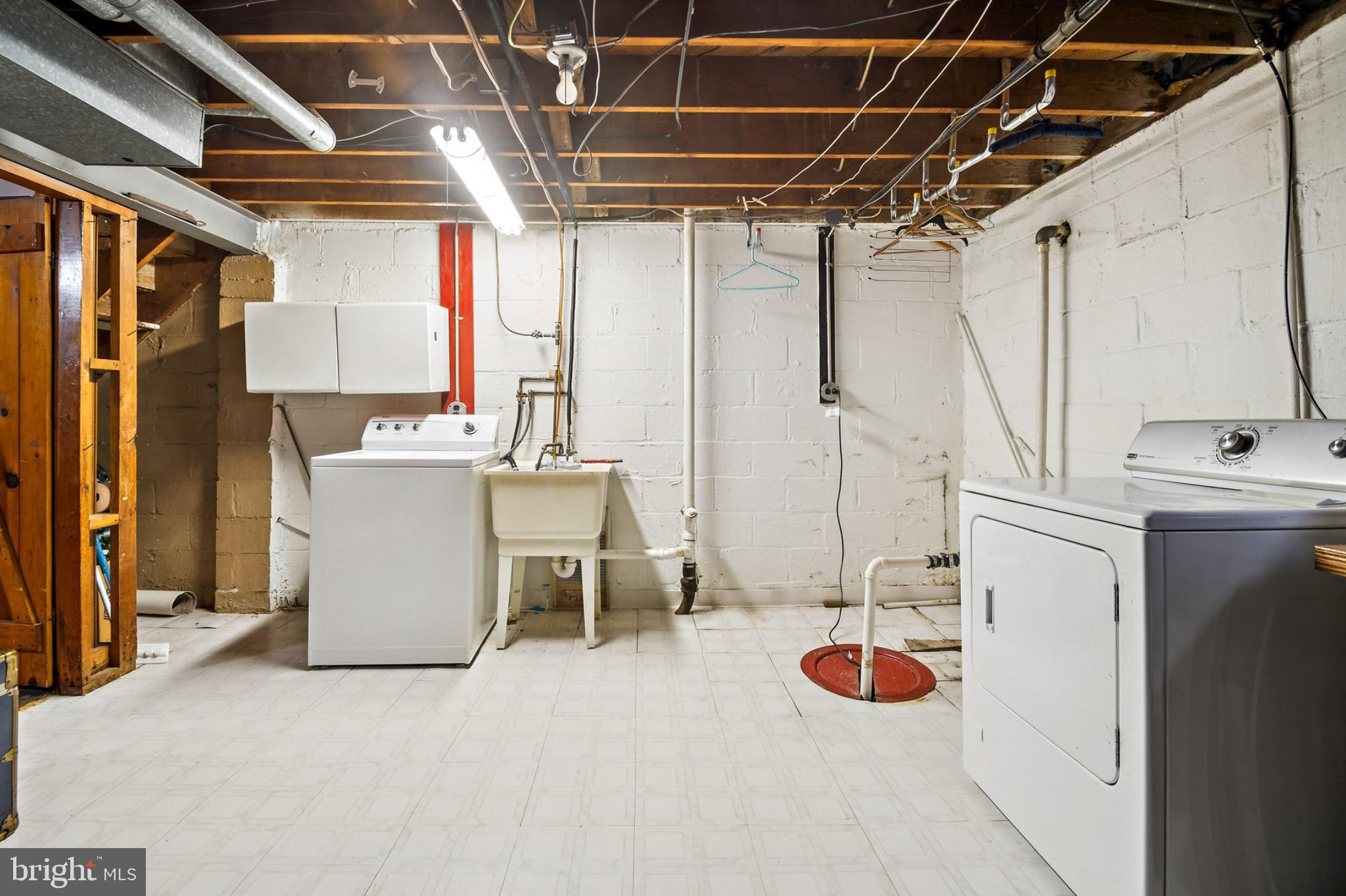 CHARLESMONT - Residential