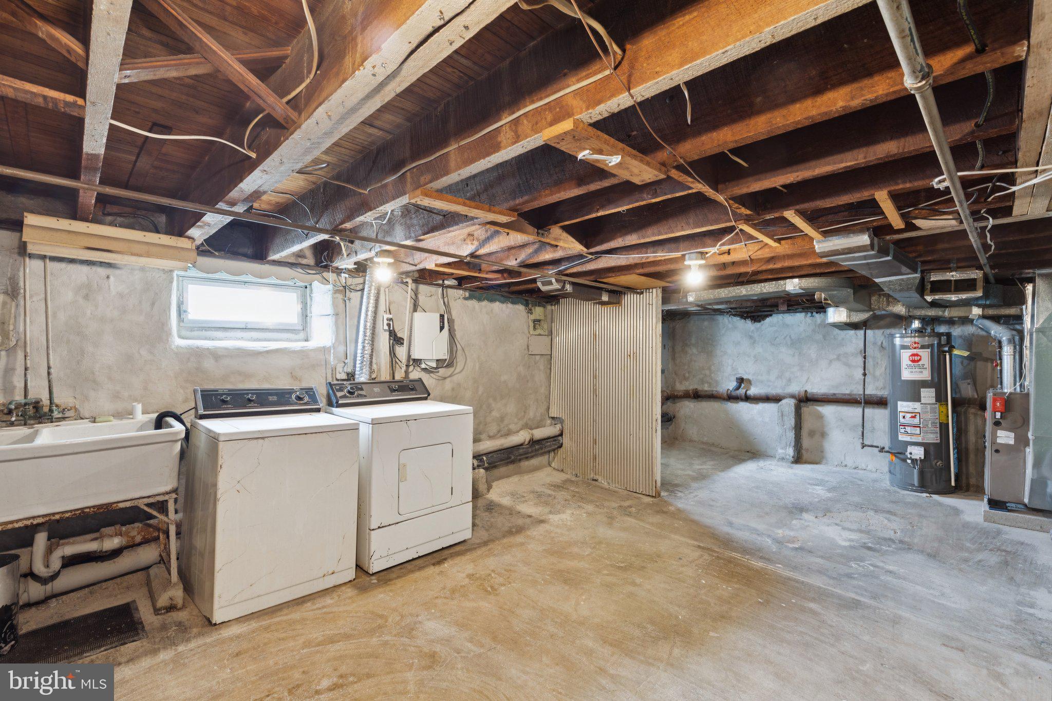 FOX CHASE - Residential