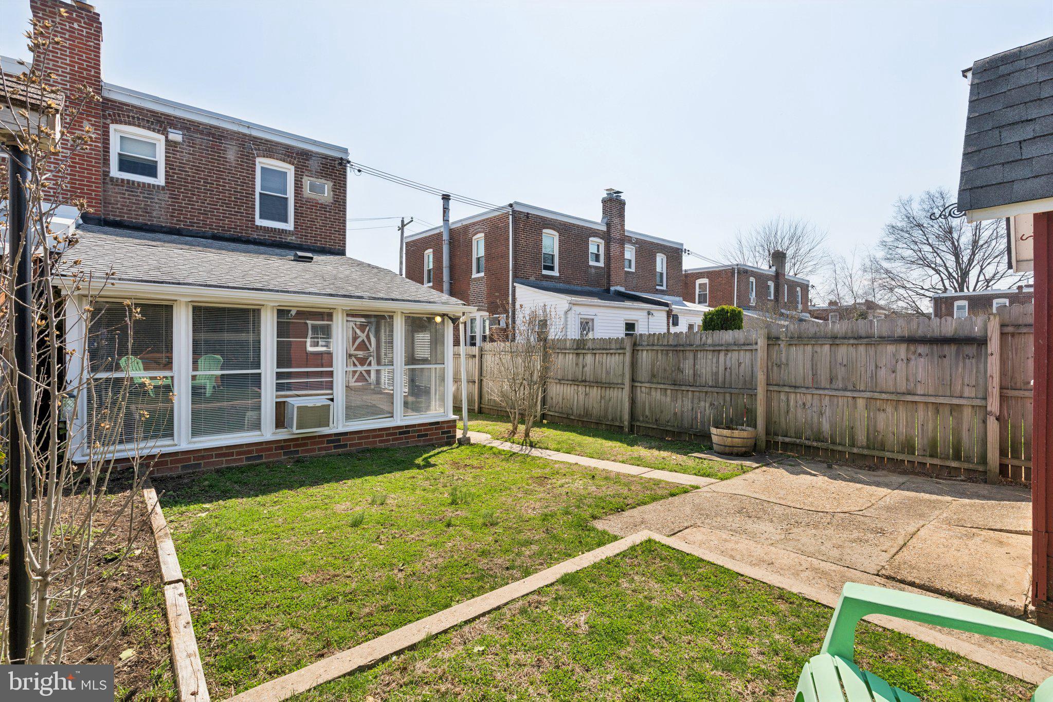 FOX CHASE - Residential