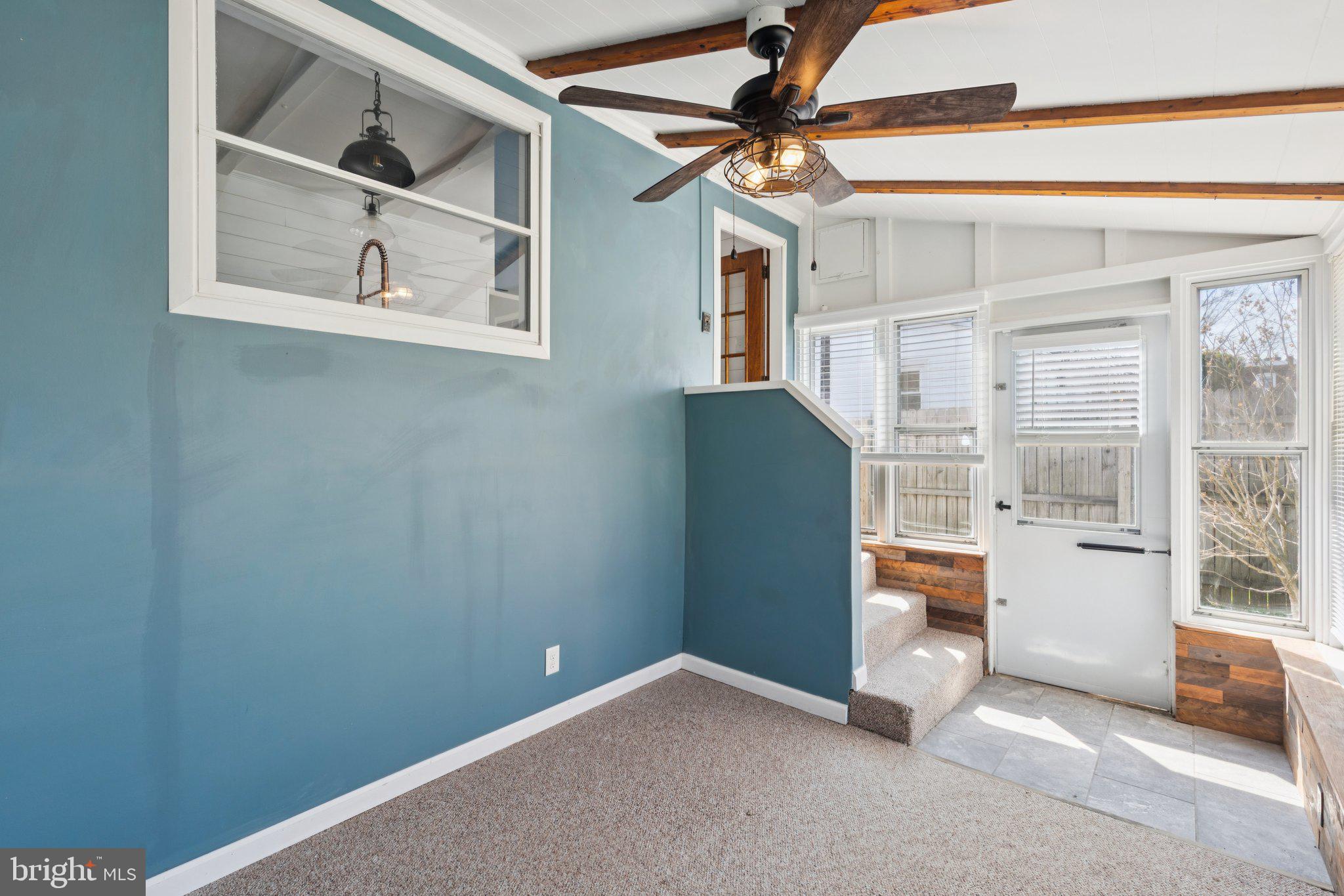 FOX CHASE - Residential