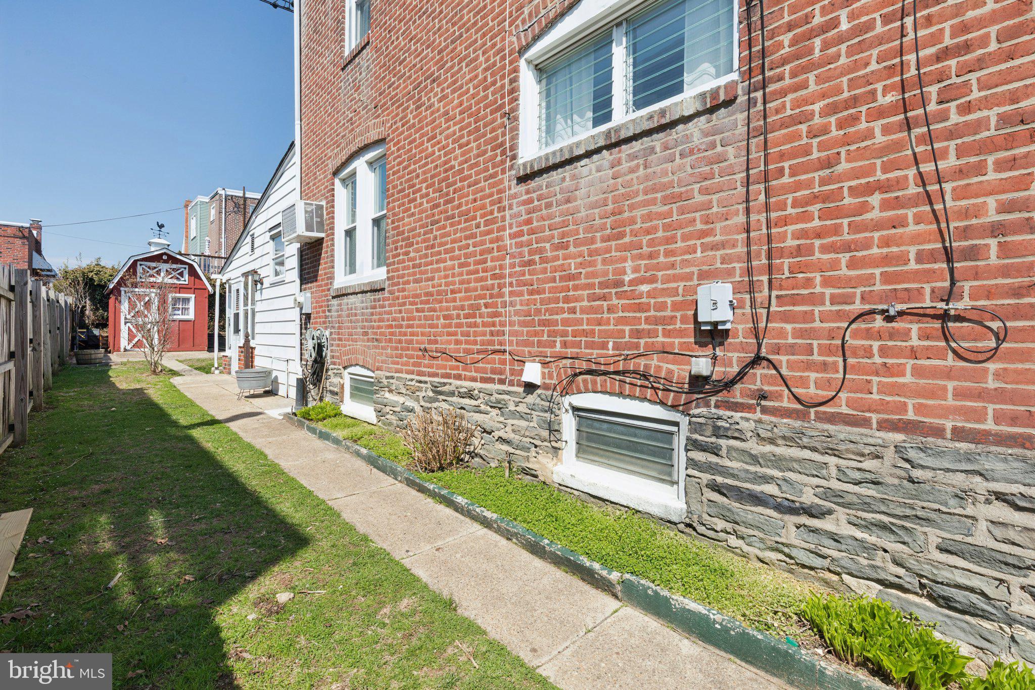 FOX CHASE - Residential