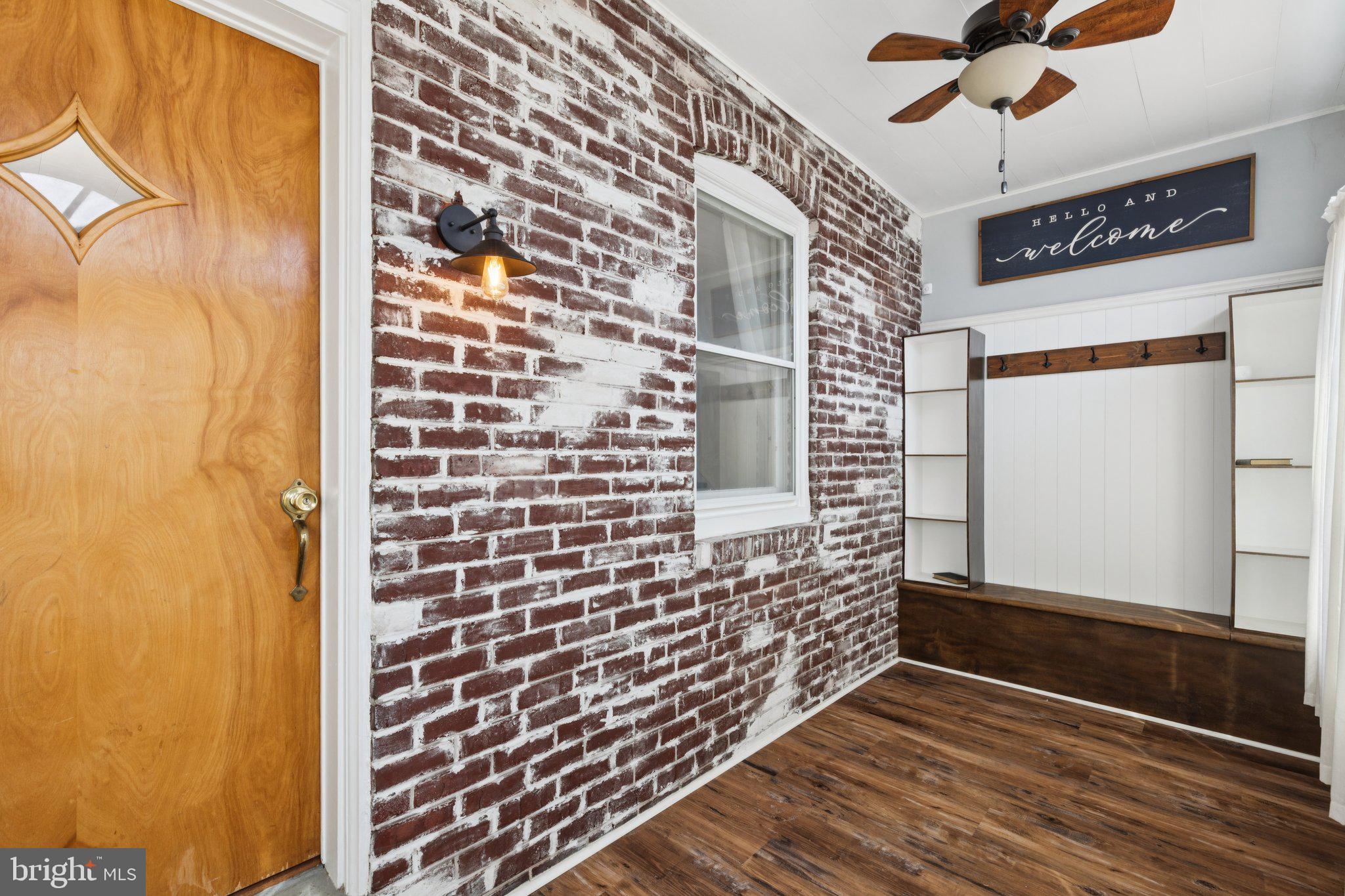 FOX CHASE - Residential