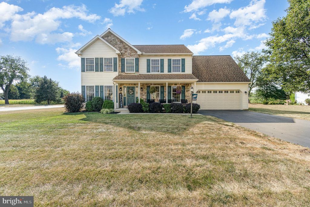 Photo of 123 POMMEL LN, MARIETTA, PA 17547 (MLS # PALA2040510)