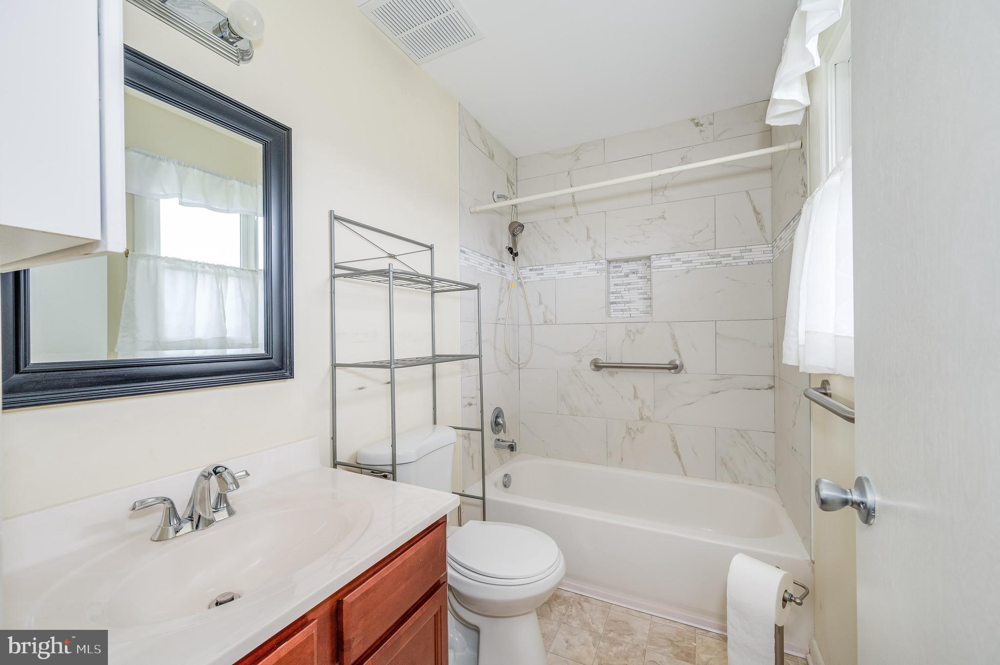 HILLCREST HEIGHTS - Residential