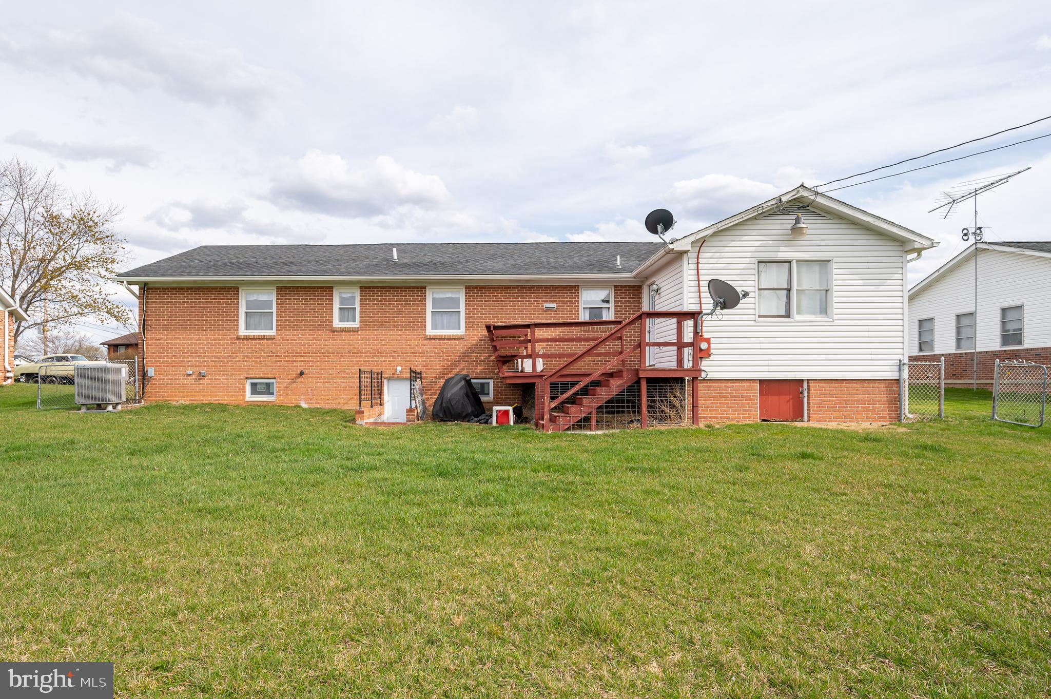 HILLCREST HEIGHTS - Residential