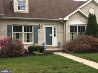 WALNUT COURT - Residential