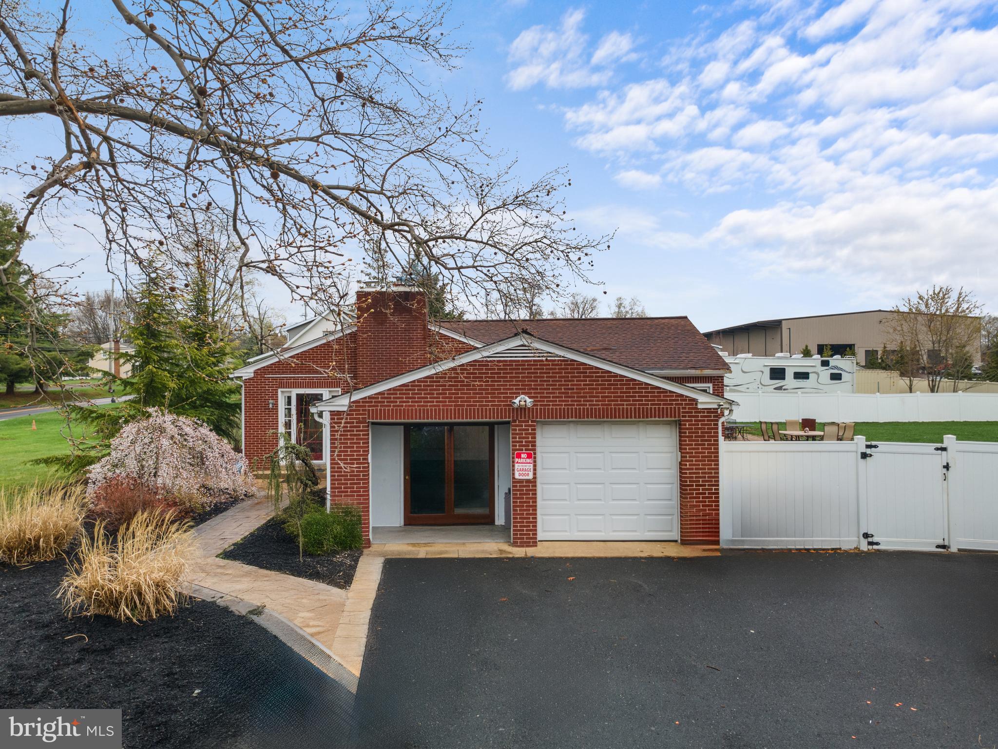 HAVERFORD CROSSING - Commercial Sale