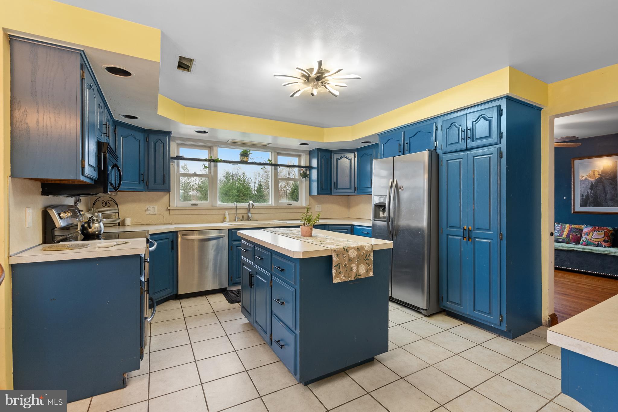 HAVERFORD CROSSING - Commercial Sale