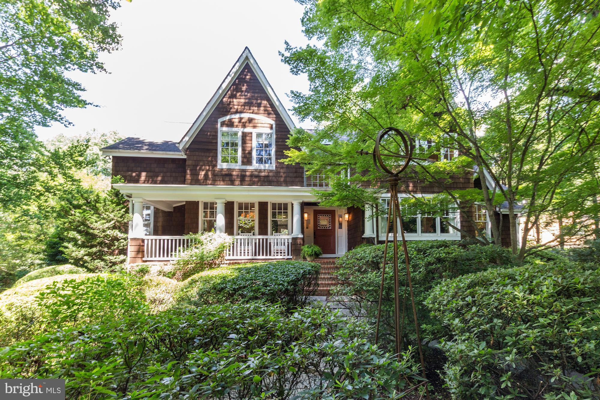 BURNING TREE VIEW - Residential