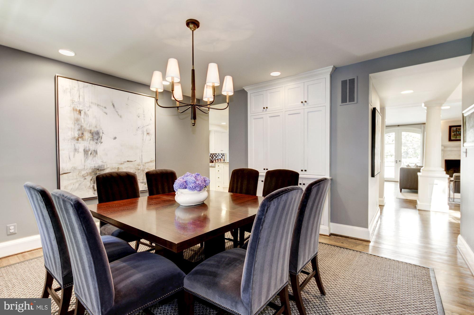 BURNING TREE VIEW - Residential