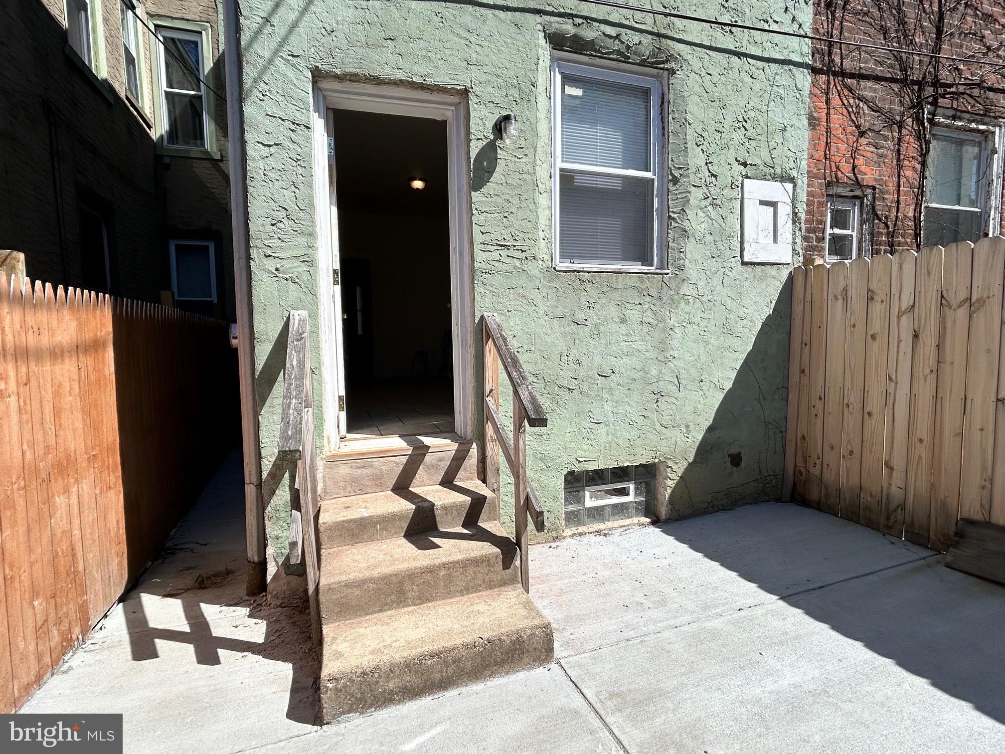 COBBS CREEK - Residential Lease