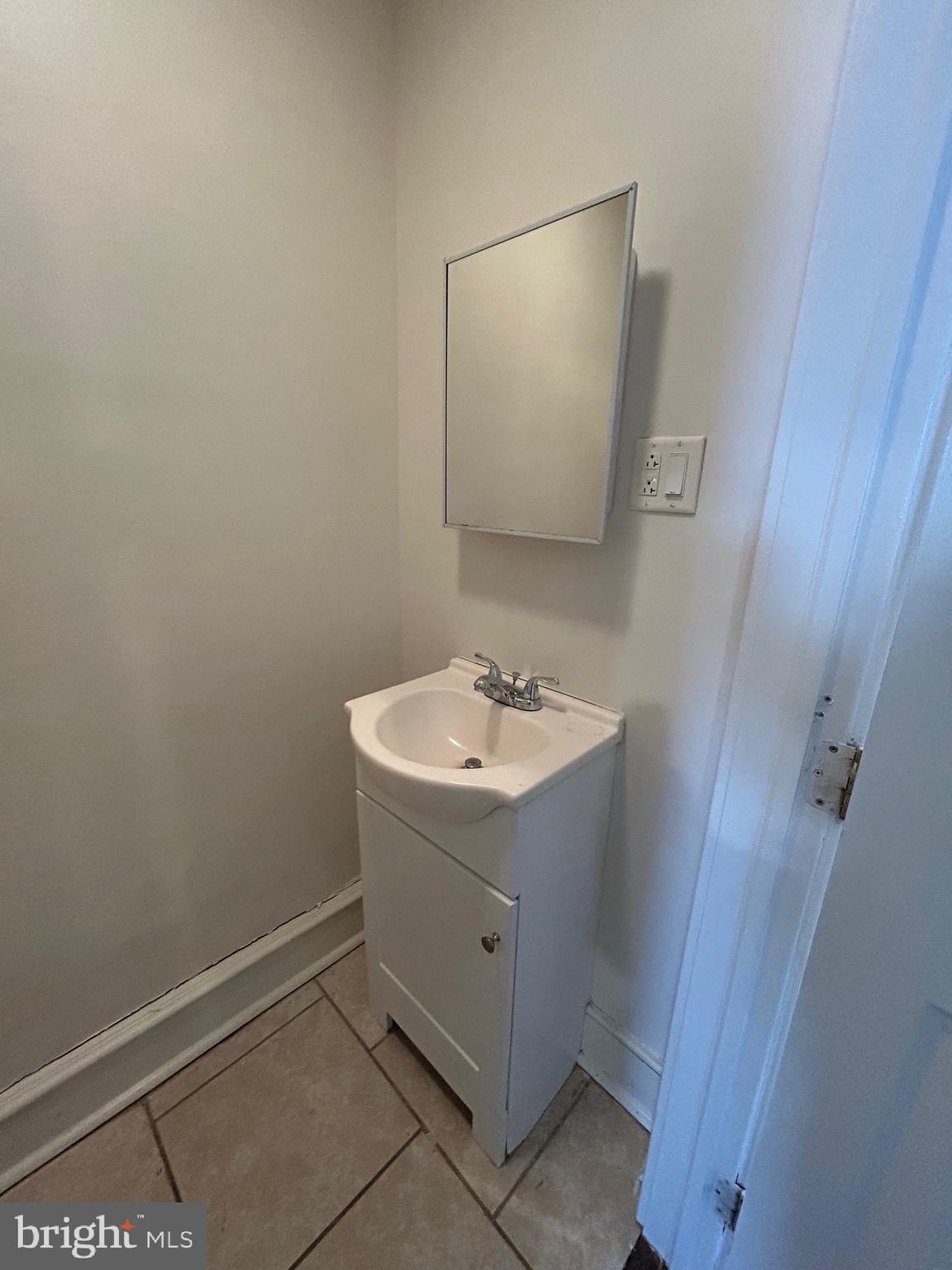 COBBS CREEK - Residential Lease