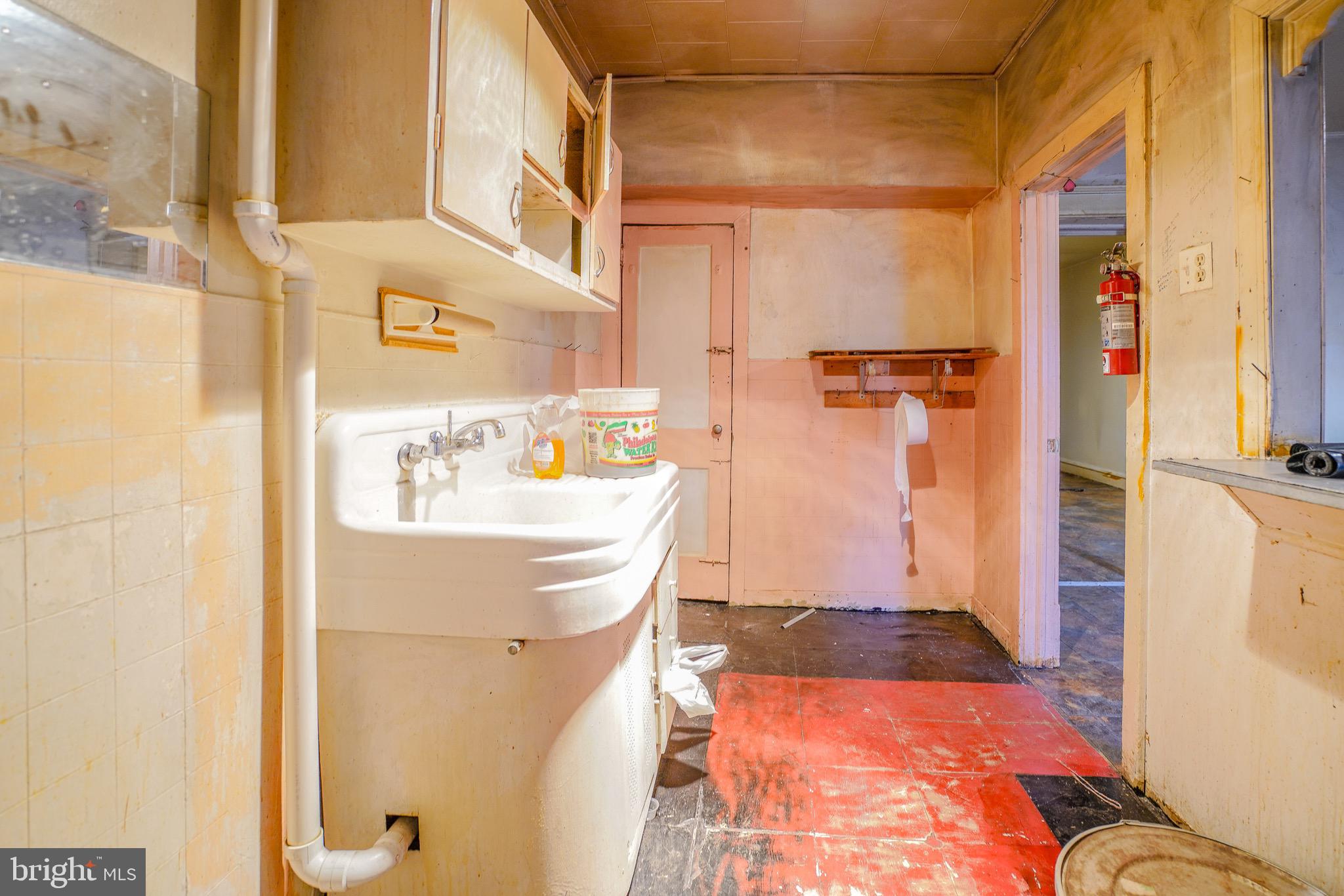 OLNEY (EAST) - Residential