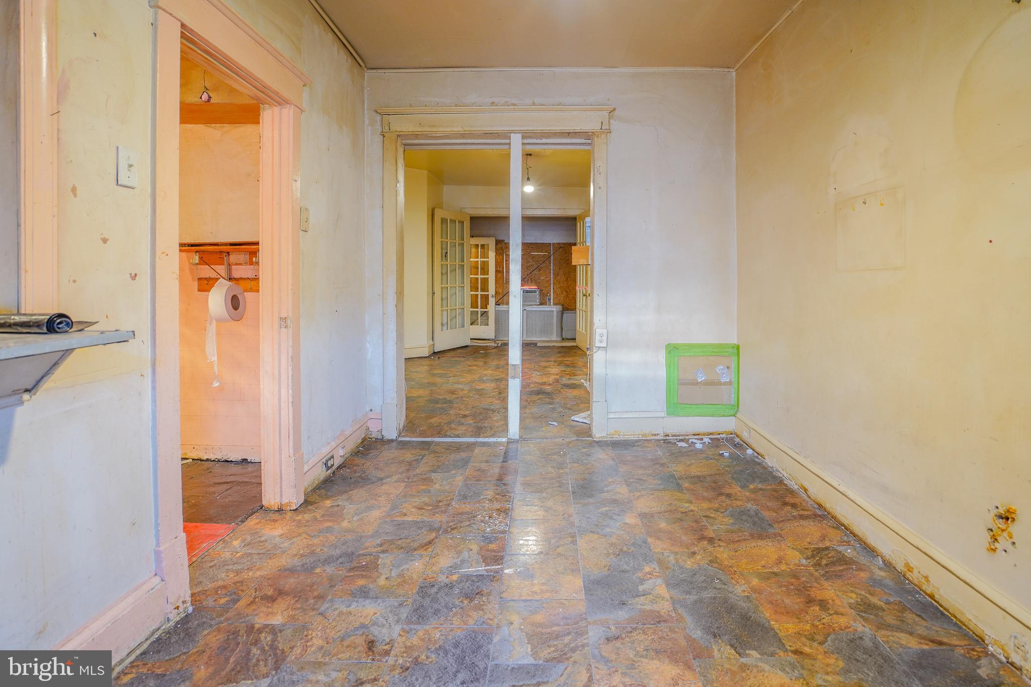 OLNEY (EAST) - Residential