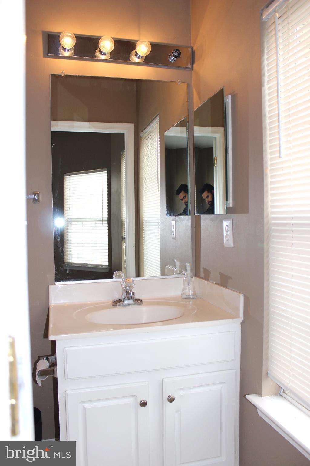 PARKSIDE AT ASHBURN - Residential Lease