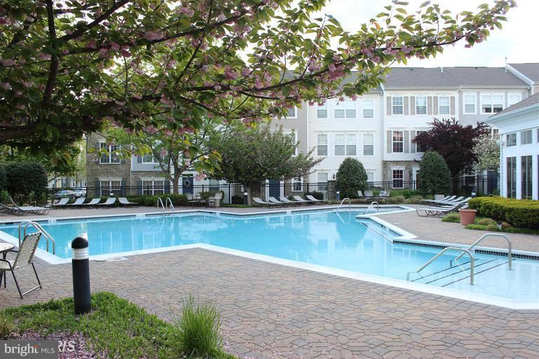 PARKSIDE AT ASHBURN - Residential Lease